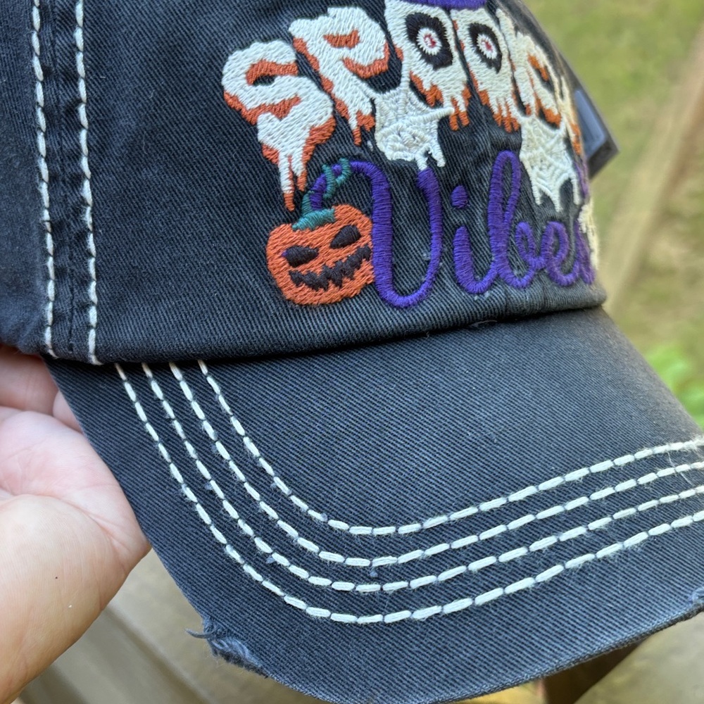 KBETHOS Spooky Vibes Halloween Hat - Black and White - Picture 5 of 6